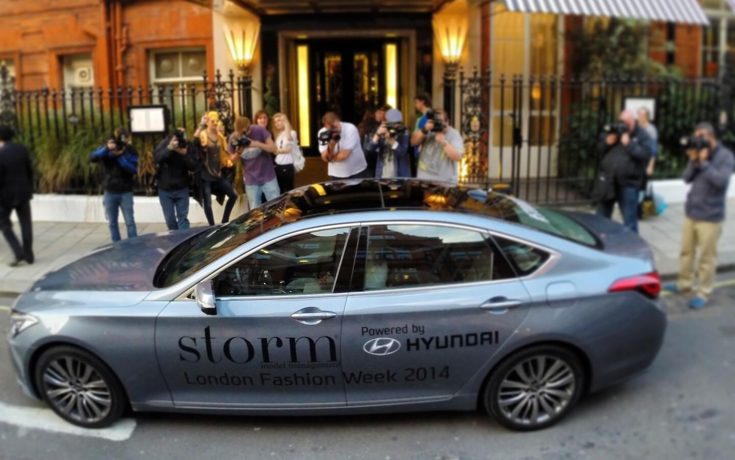 ALL-NEW HYUNDAI GENESIS STORMS LONDON FASHION WEEK 2014
