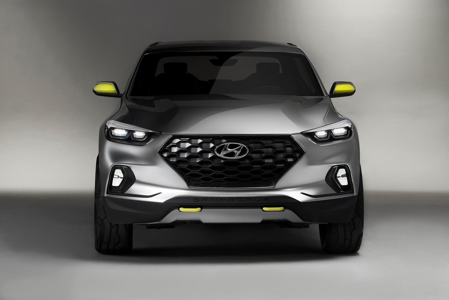 Hyundai Motor Unveils Sonata Plug-in Hybrid, Santa Cruz concept at 2015 NAIAS (5)