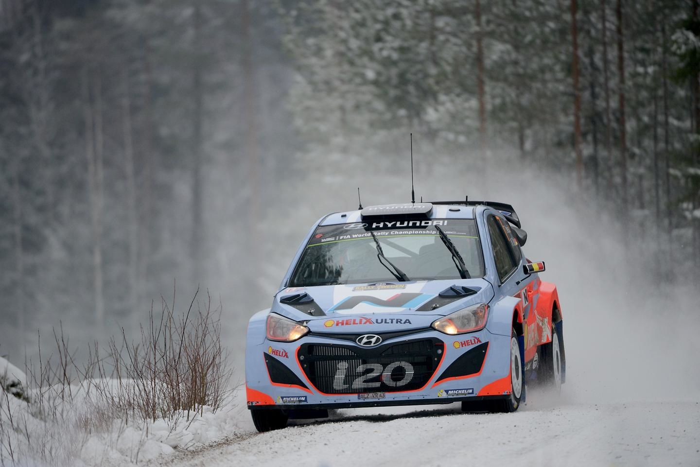 Hyundai Motorsport heads to Rally Sweden for first three-car event of 2015