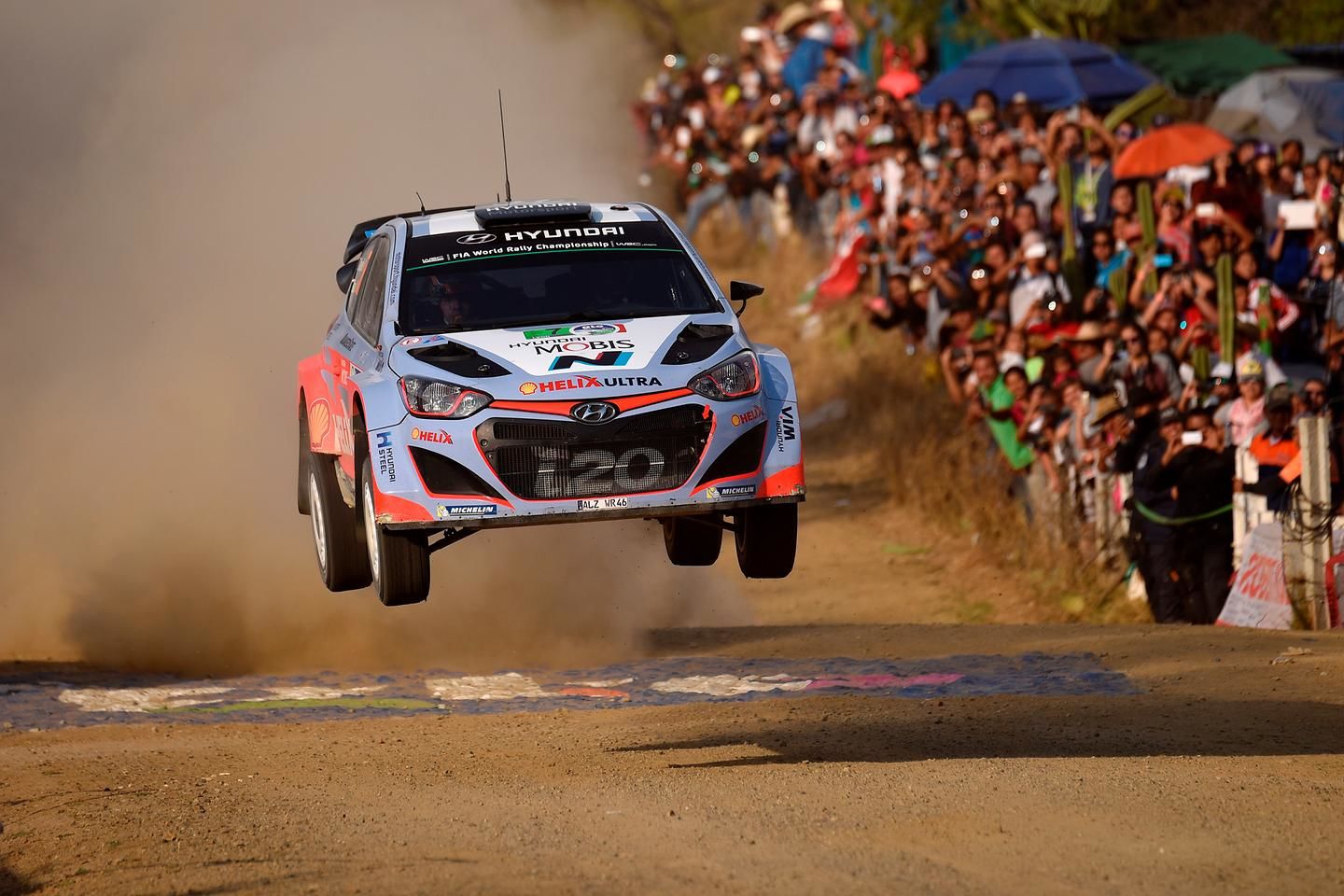 Hyundai Motorsport battles to top-five finish as all three cars complete Rally Mexico
