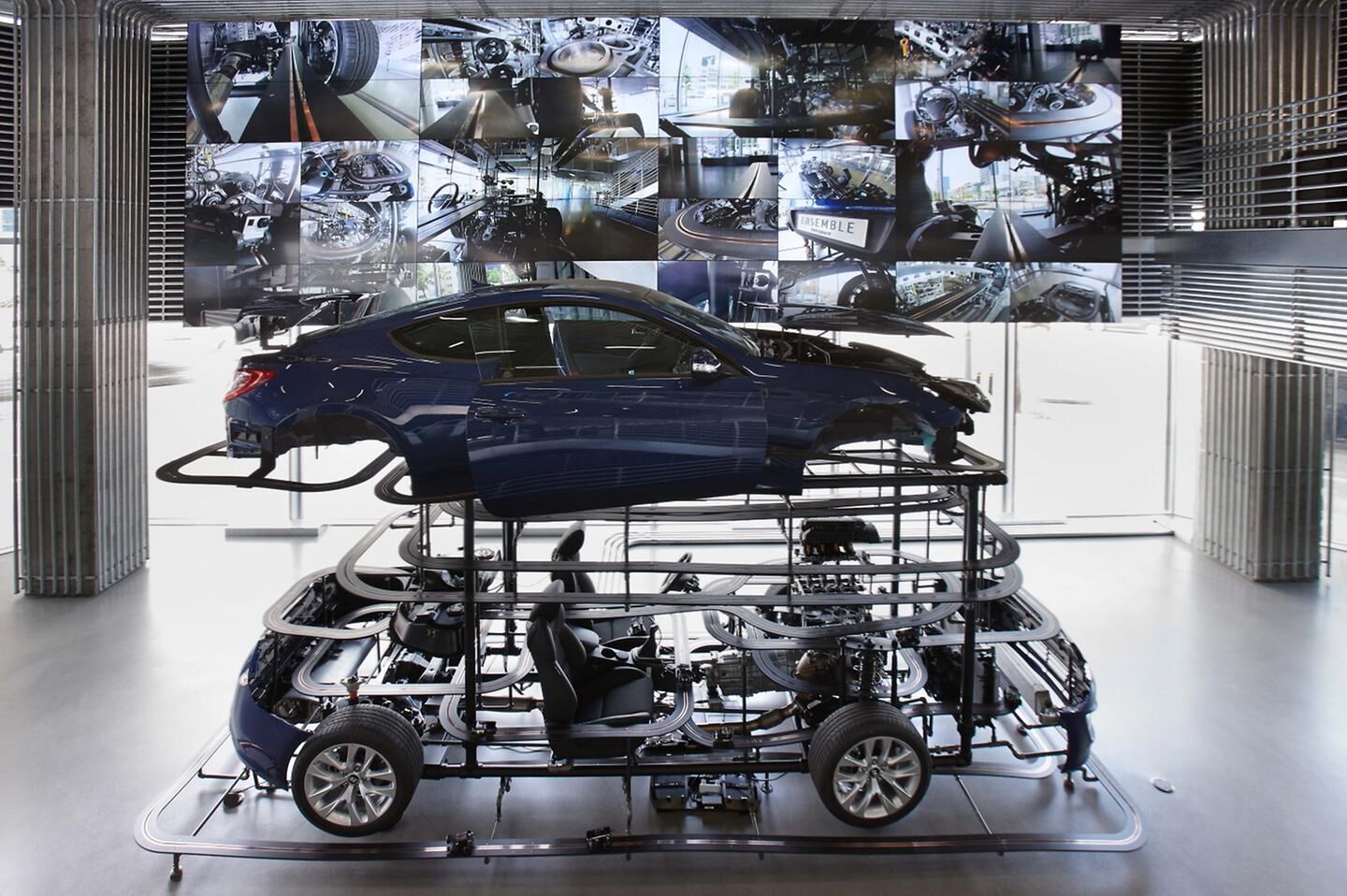 Hyundai Motorstudio Seoul Showcases New Art Features