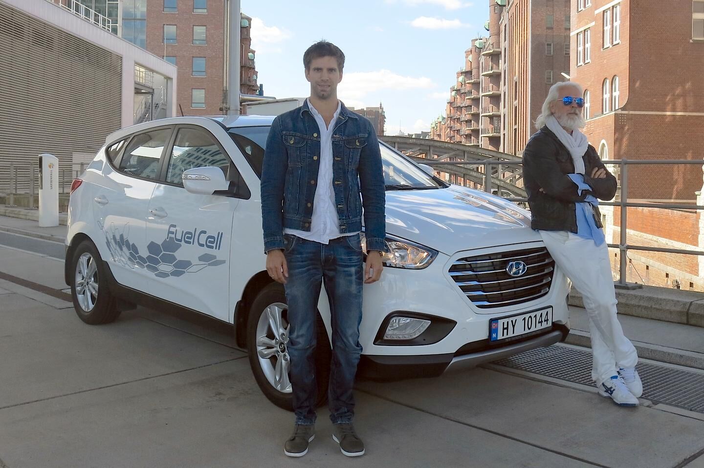 Hyundai ix35 Fuel Cell travels record-breaking 2,383 km in 24 hours