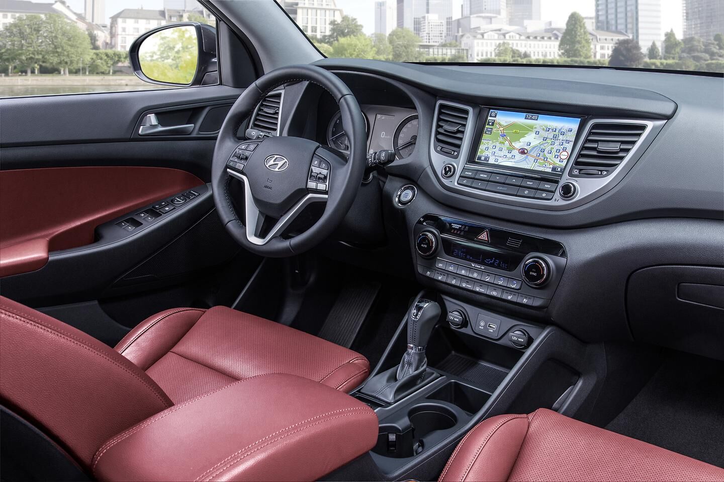 Hyundai Tucson 1.7 Diesel 7-DCT Interior