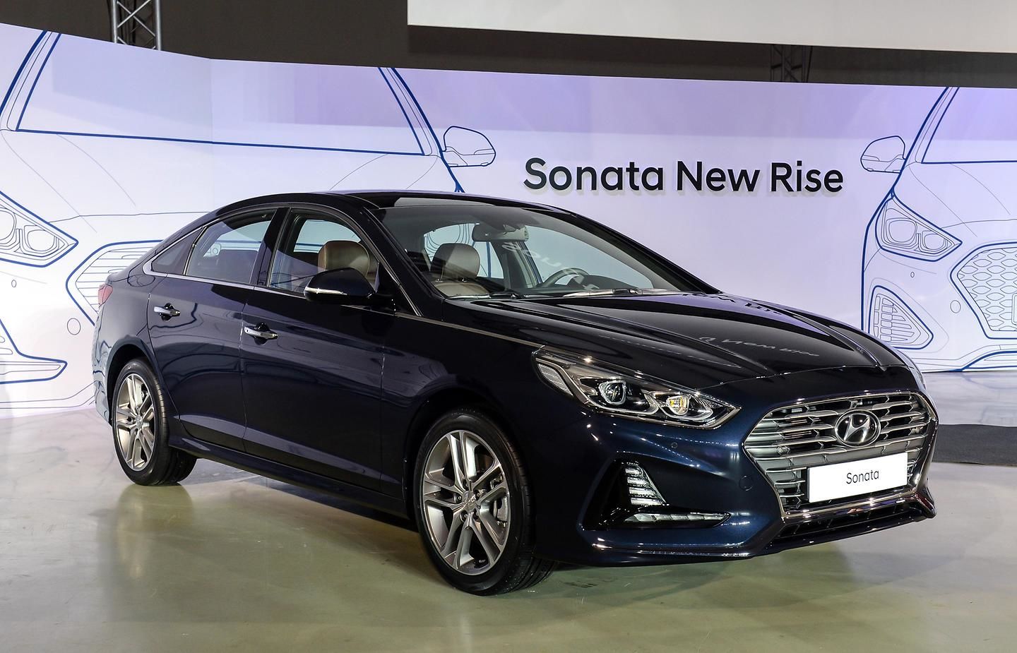 Hyundai Motor Unveils New Sonata in Korea