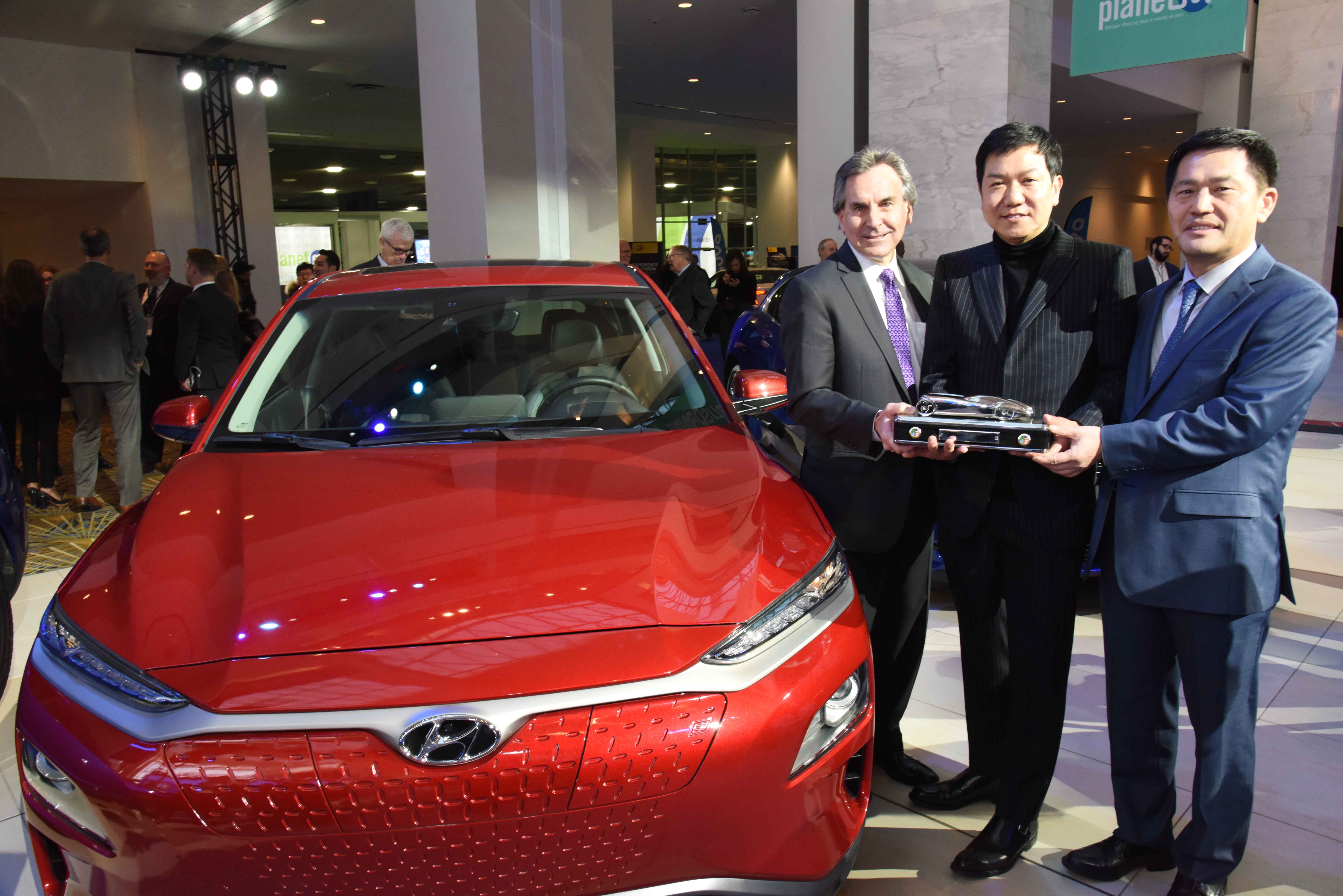 Hyundai Kona and Kona Electric CUV Wins Prestigious 2019 North American Utility Vehicle of the Year