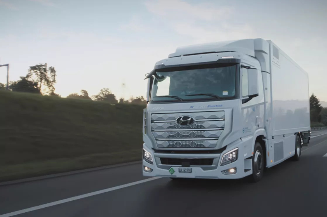 Hyundai Motor Shares Fuel Cell Commercial Vehicle Roadmap, Launches XCIENT Fuel Cell Truck at Digital Event
