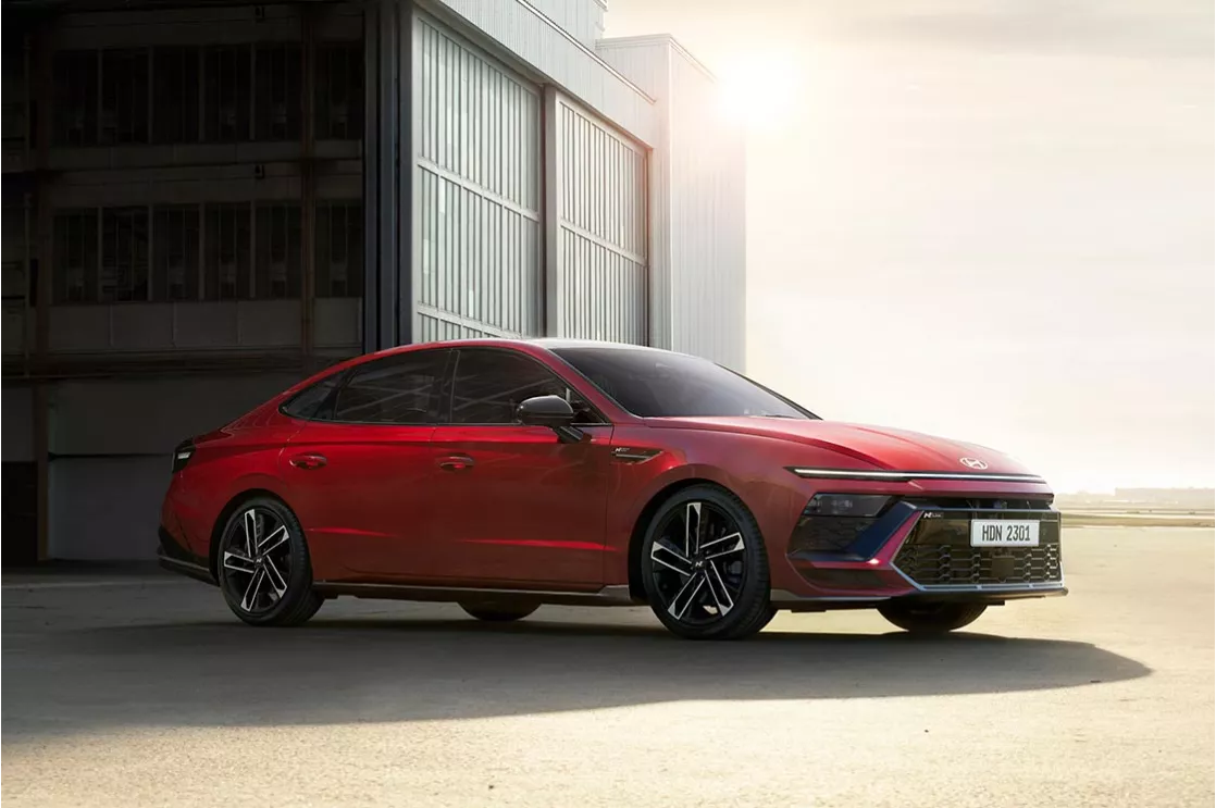 Hyundai Motor Company today launched the new SONATA midsize sedan for which the design and specifications have been significantly updated for the eighth generation. 