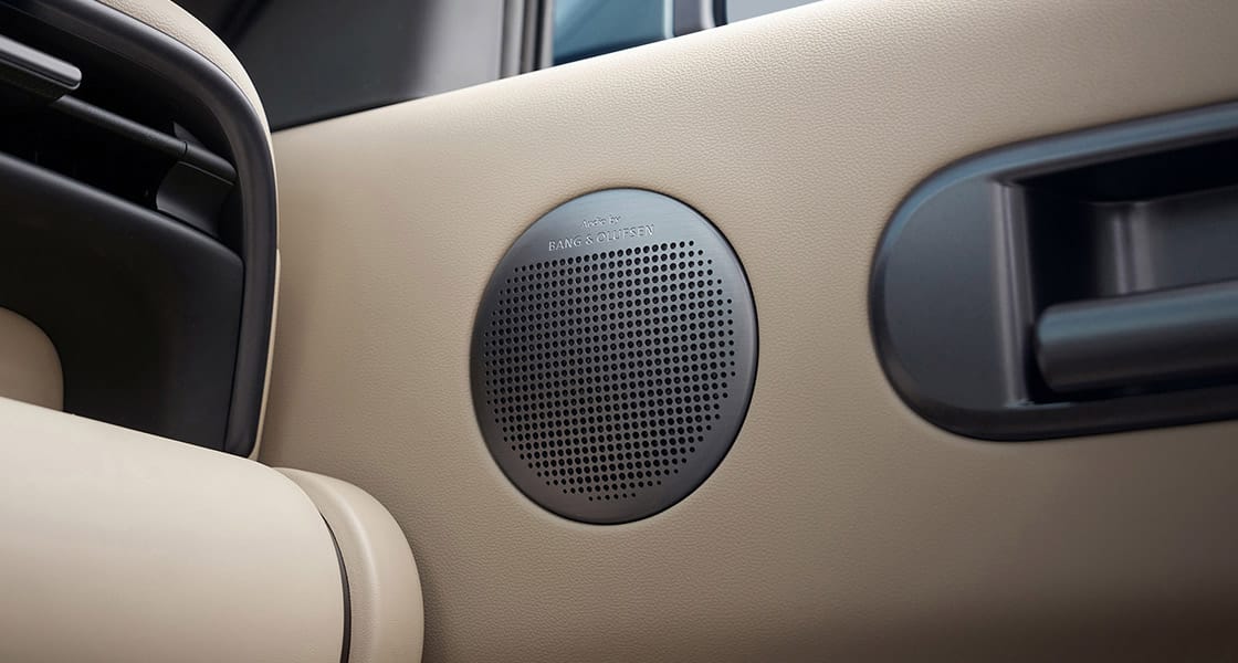 아반떼 Audio by BANG & OLUFSEN 사운드 옵션