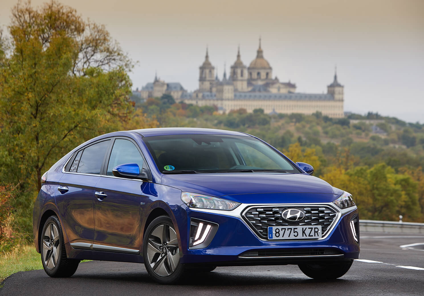 Hyundai IONIQ híbrido: el coche HEV que estabas esperando