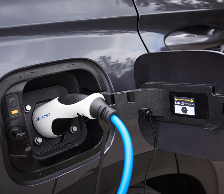 Coche híbrido enchufable (PHEV): ¿qué es y cómo funciona? Coche híbrido enchufable (PHEV): ¿qué es y cómo funciona?