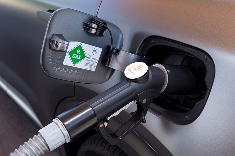 Repostar hidrógeno: ¿Cómo se recarga un coche de pila de combustible? Repostar hidrógeno: ¿Cómo se recarga un coche de pila de combustible?