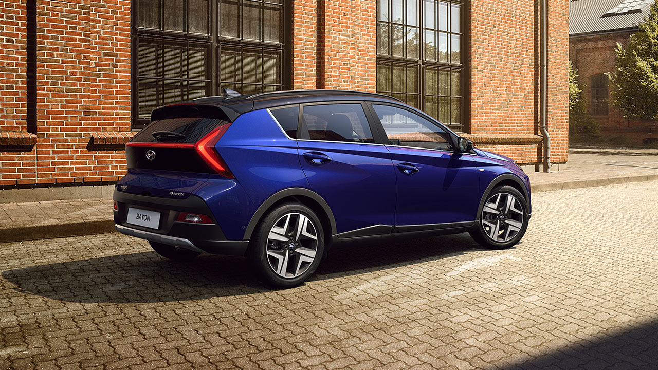 Hyundai BAYON in Intense Blue Pearl from the rear