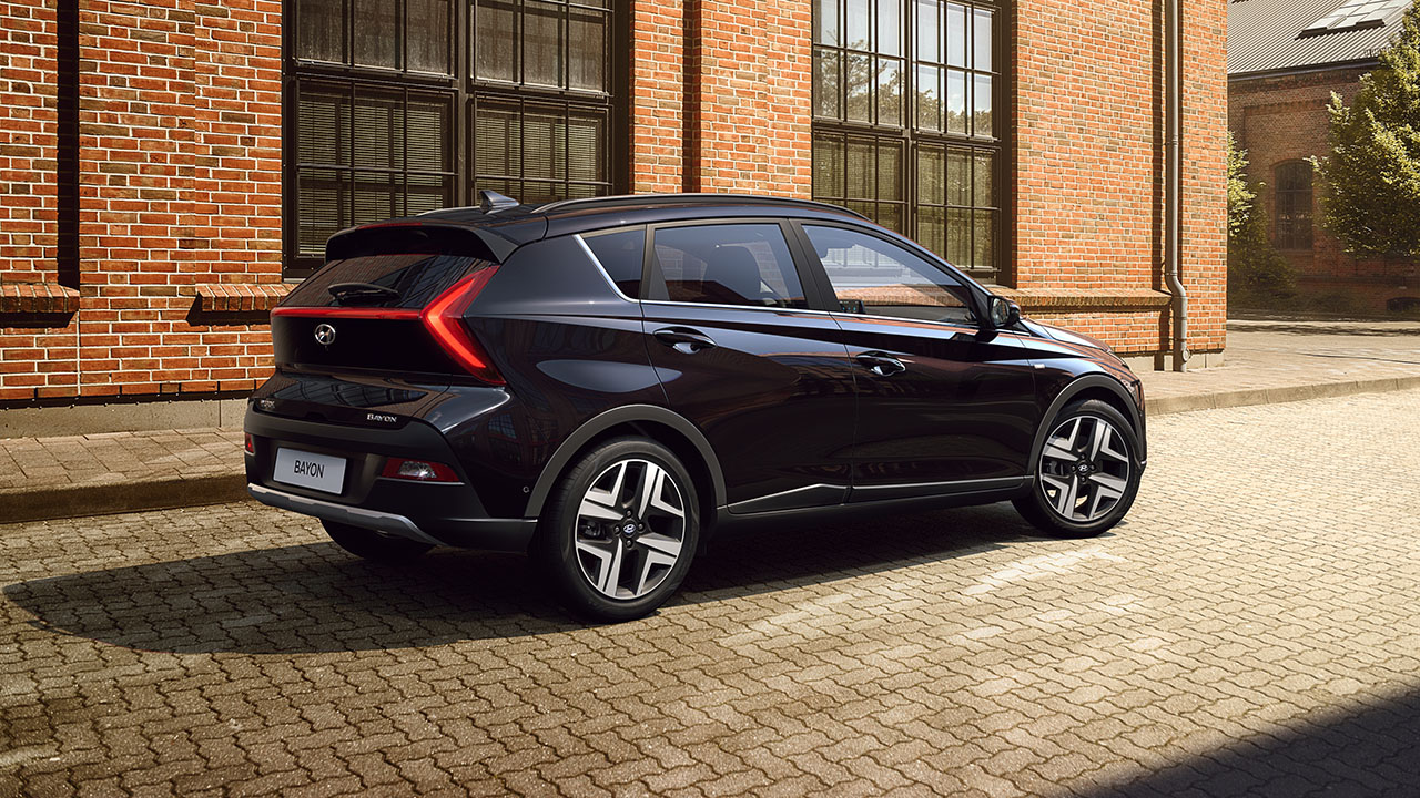 Hyundai BAYON in Phantom Black Pearl from the rear