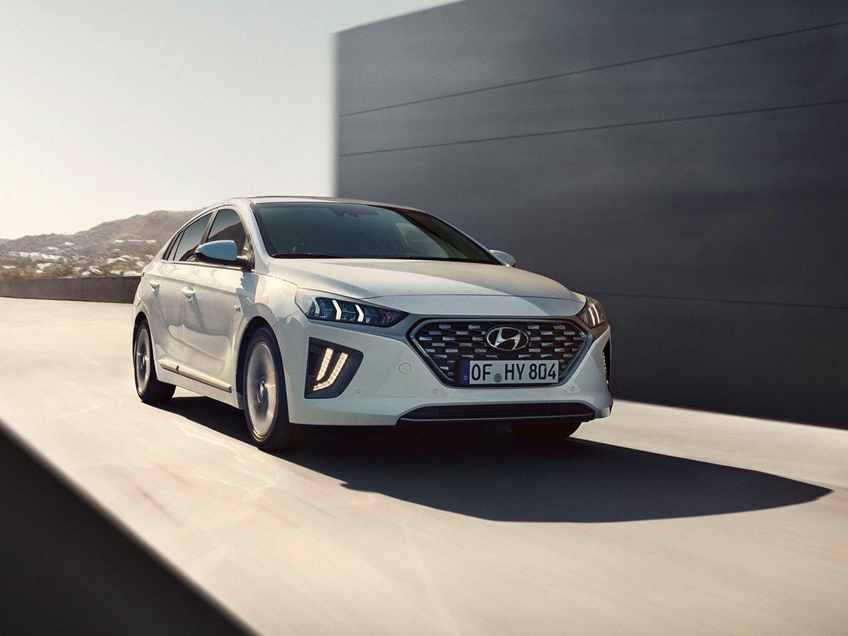 IONIQ Hybrid | Hyundai Motor Europe