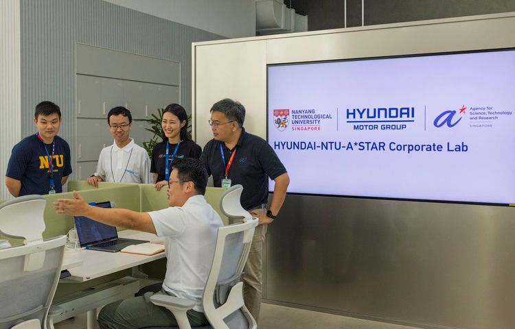 Harmonisation of human experience with robotics
