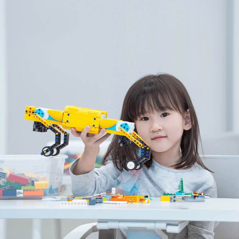 Spot Coding Workshop as Kids Workshop in HMGICS