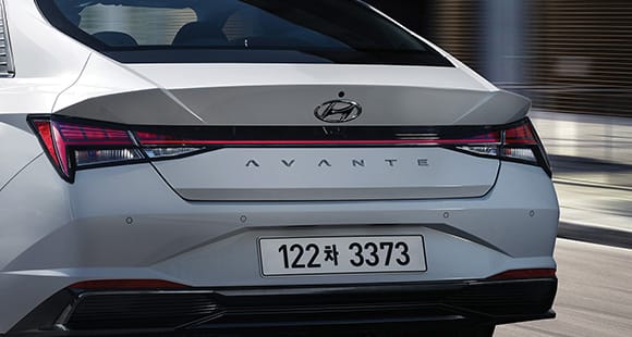 AVANTE Hybrid H tail lamp