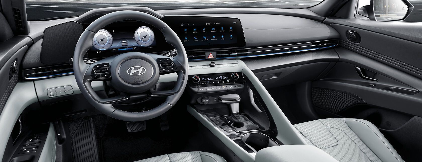 아반떼 하이브리드 실내