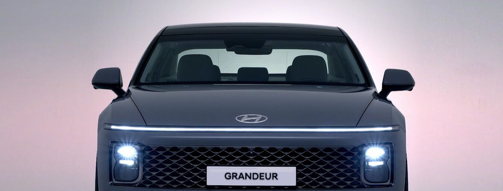 GRANDEUR > 하이라이트 | 현대자동차 - 현대닷컴 | 대한민국 대표 자동차회사 hyundai.com