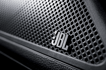 IONIQ Plug-in JBL 프리미엄 사운드 시스템 (8스피커, 외장앰프)