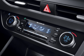 Sonata Dual-zone full automatic air conditioning