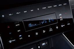 TUCSON Hybrid Dual-zone full automatic air conditioning
