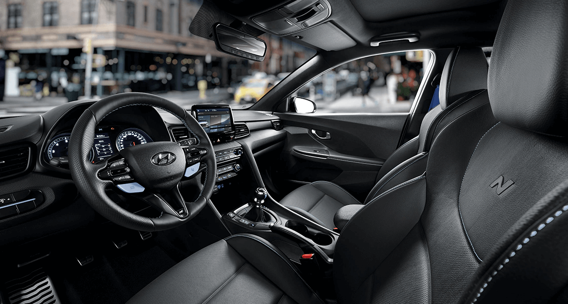 VELOSTER N 풀옵션 (블랙 / 블루 인테리어)