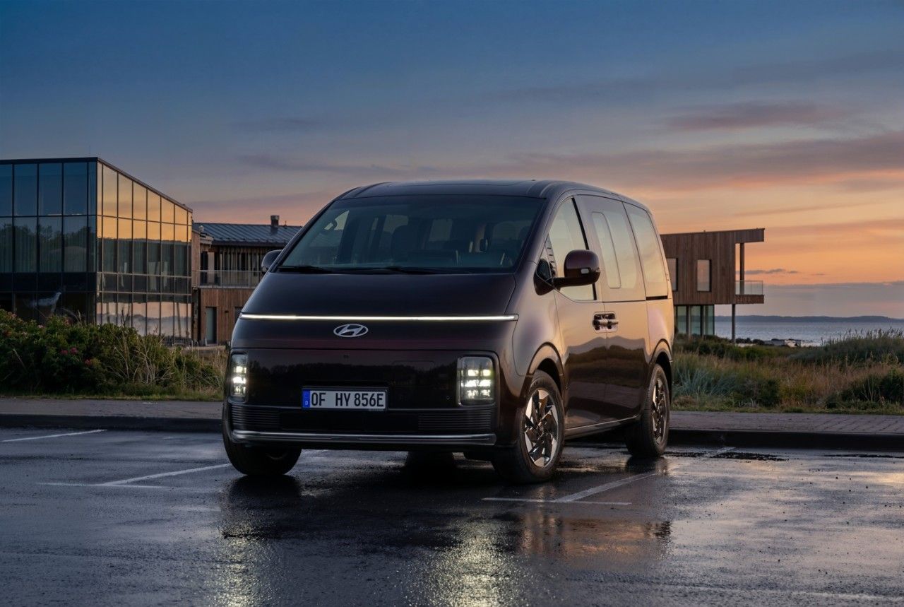 The new STARIA Electric